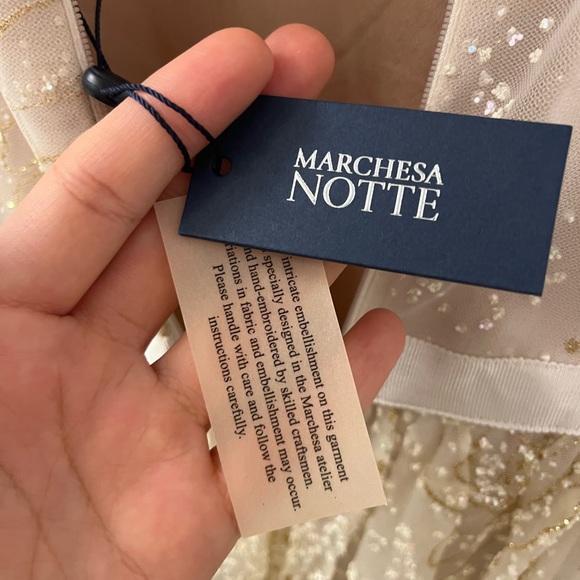 NWT Marchesa Notte Glitters Tulle Ivory Wedding Gown - Picture 12 of 13